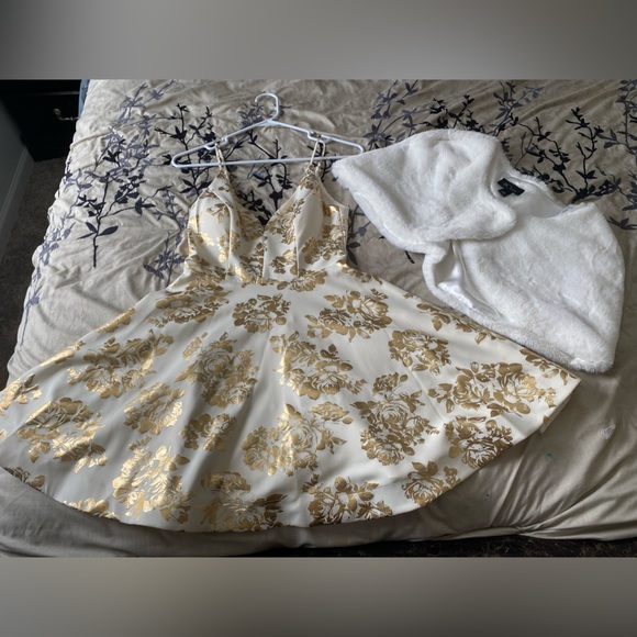 Macy’s Beige dress with Gold Flowers. Small White fur coat. - Picture 2 of 2